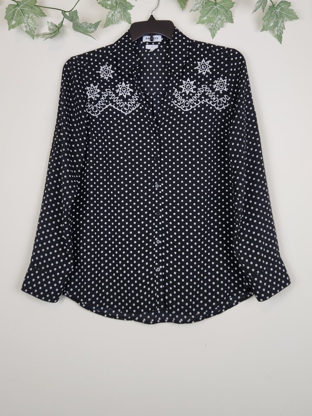 Express Portofino Shirt Women's Size L Black White Polka Dot Embroidered Top